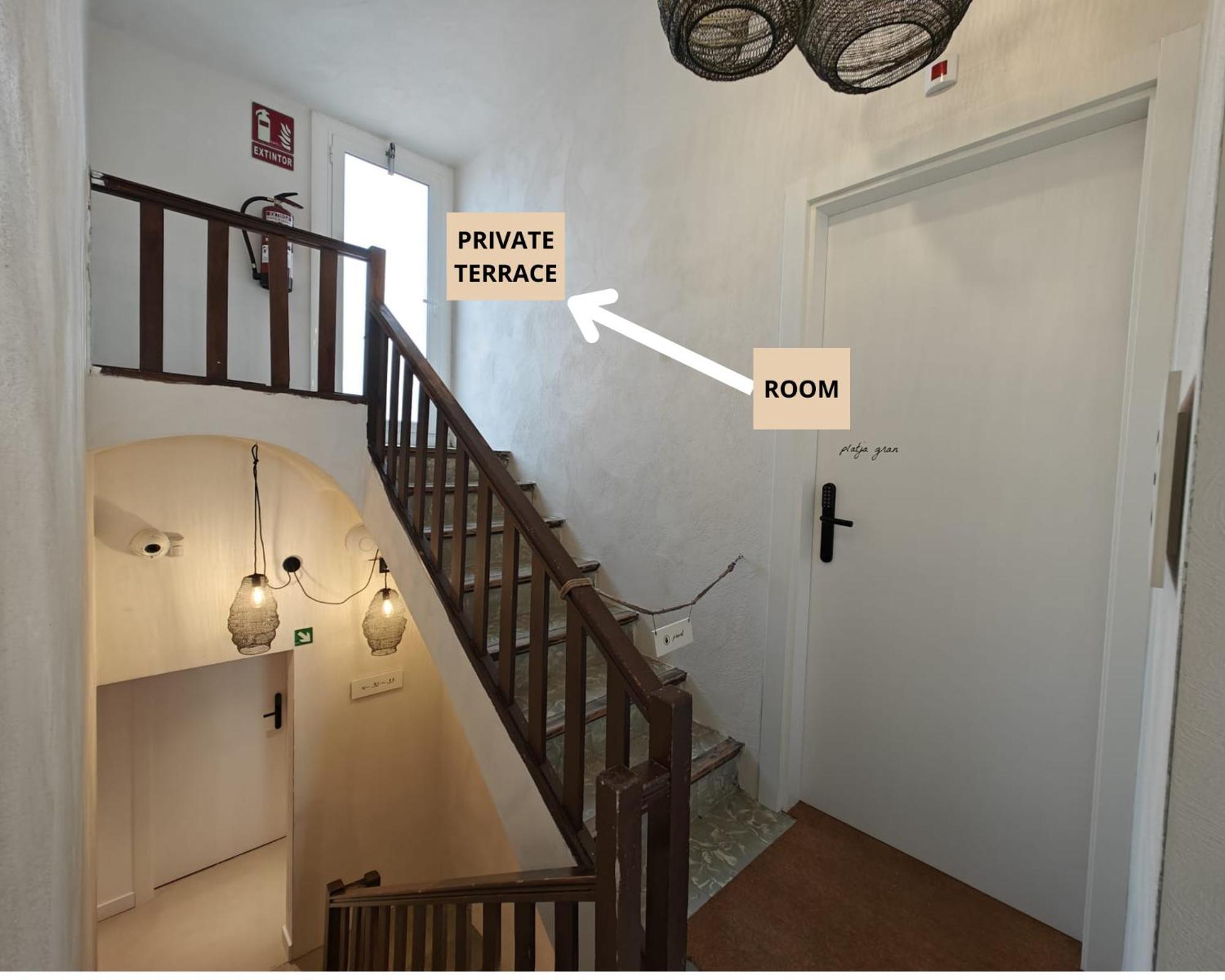 Hostal Boutique Es Menut ตอสซาเดมาร์ ภายนอก รูปภาพ